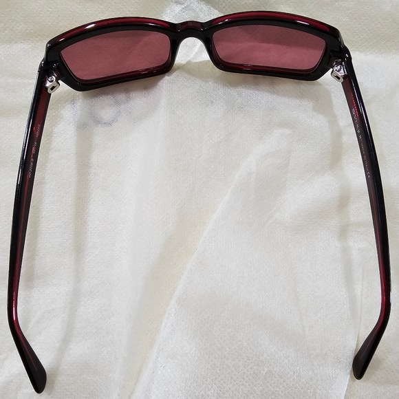 VOGUE SUNGLASSES - Picture 6 of 8